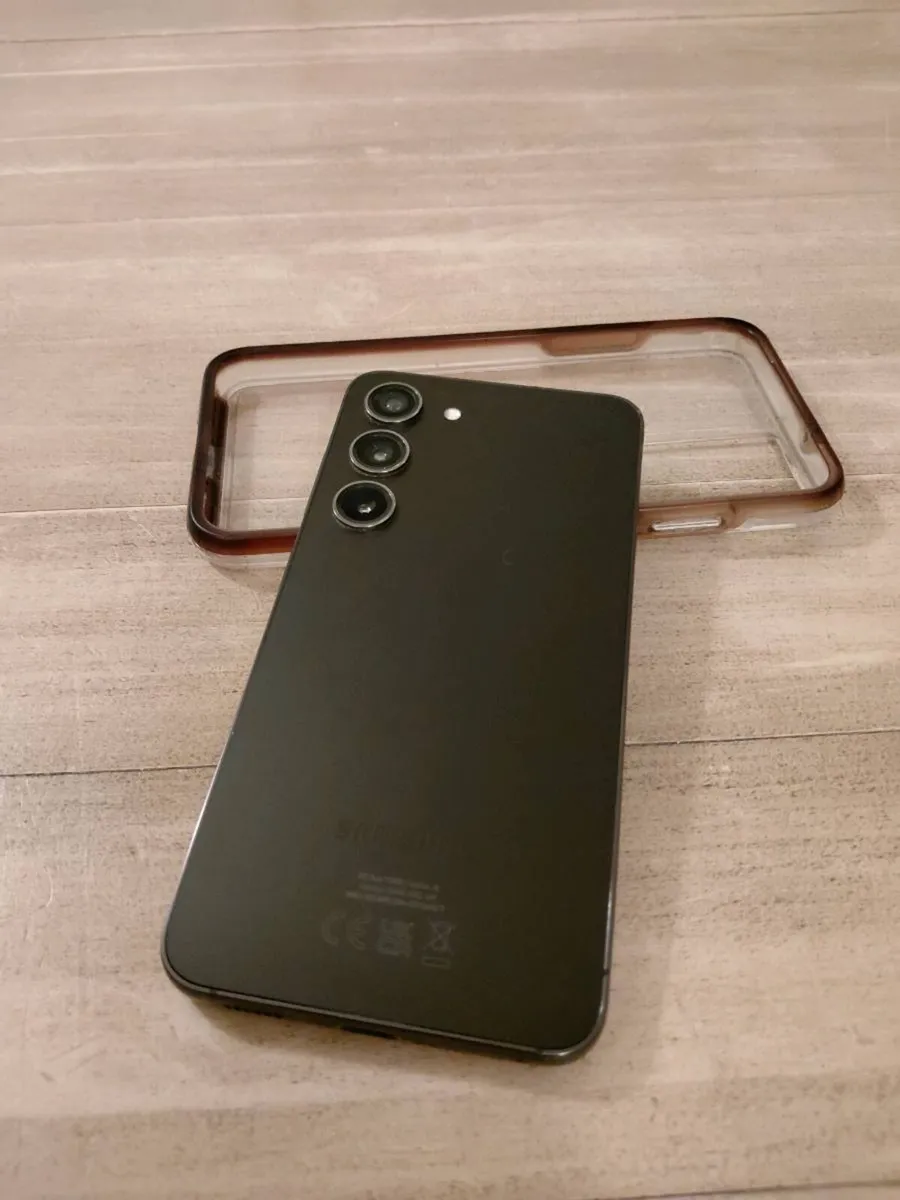 Samsung s22 - Image 2