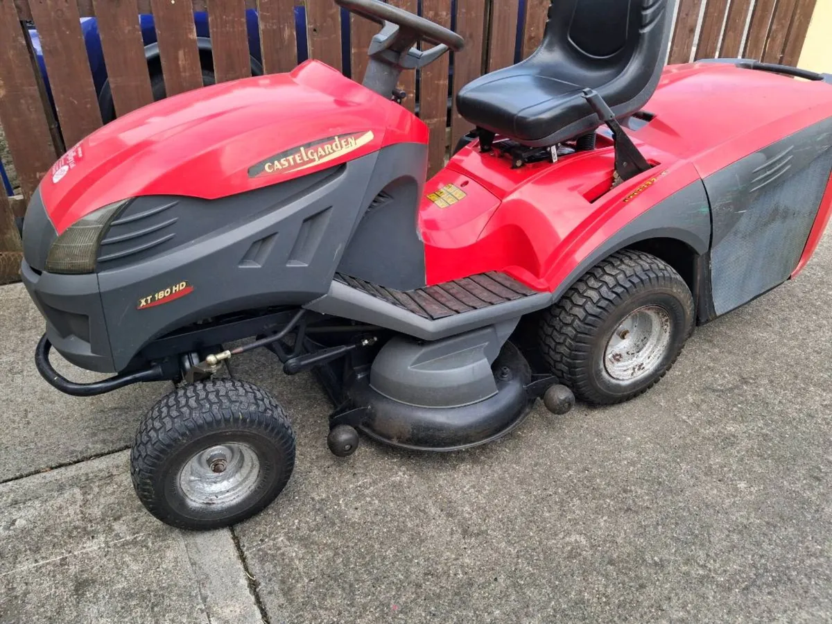 Castlegarden xt180 lawnmower - Image 1