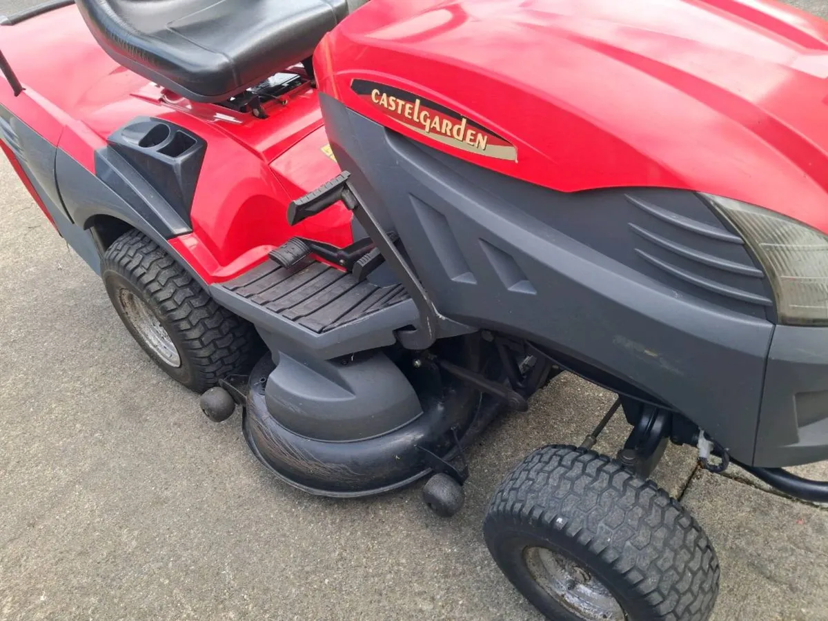 Castlegarden xt180 lawnmower - Image 2