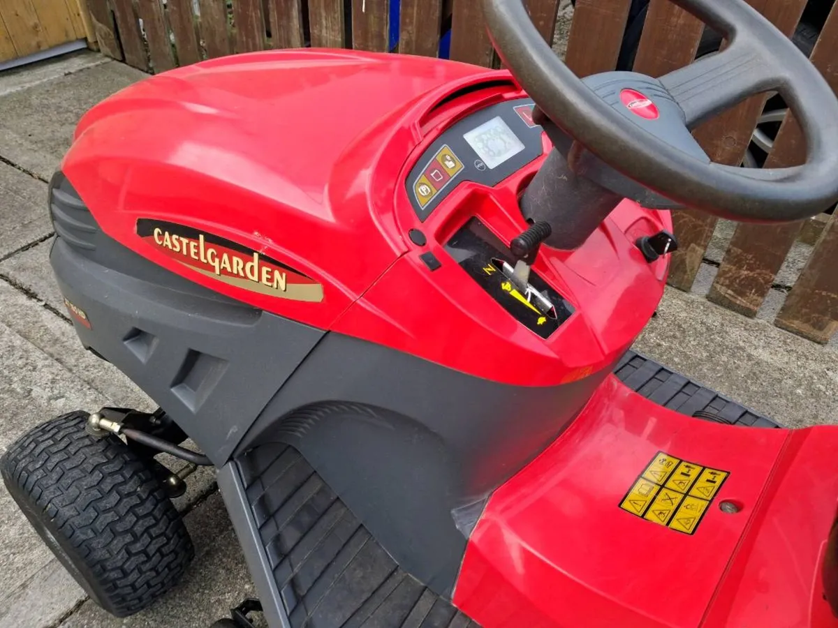 Castlegarden xt180 lawnmower - Image 4