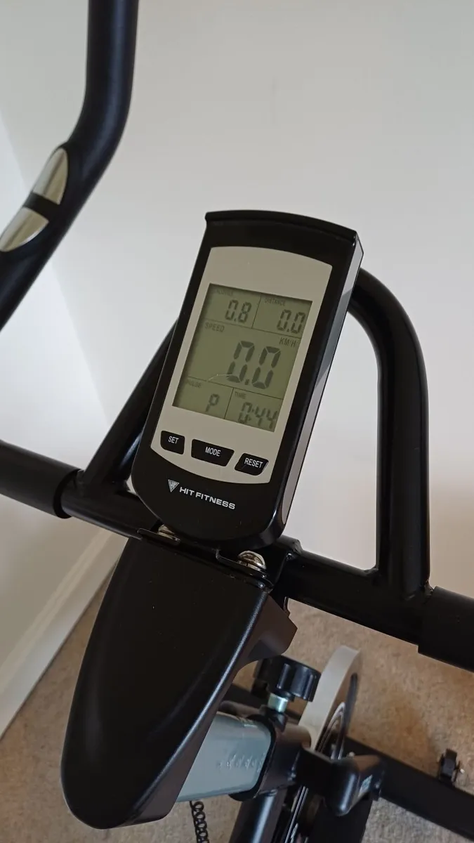 Exercise bike G6 - Image 4