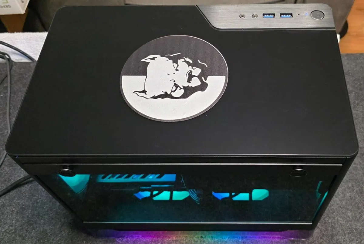 InWin Pitbull i5 RX 9060 XT Mini Gaming PC - Image 2