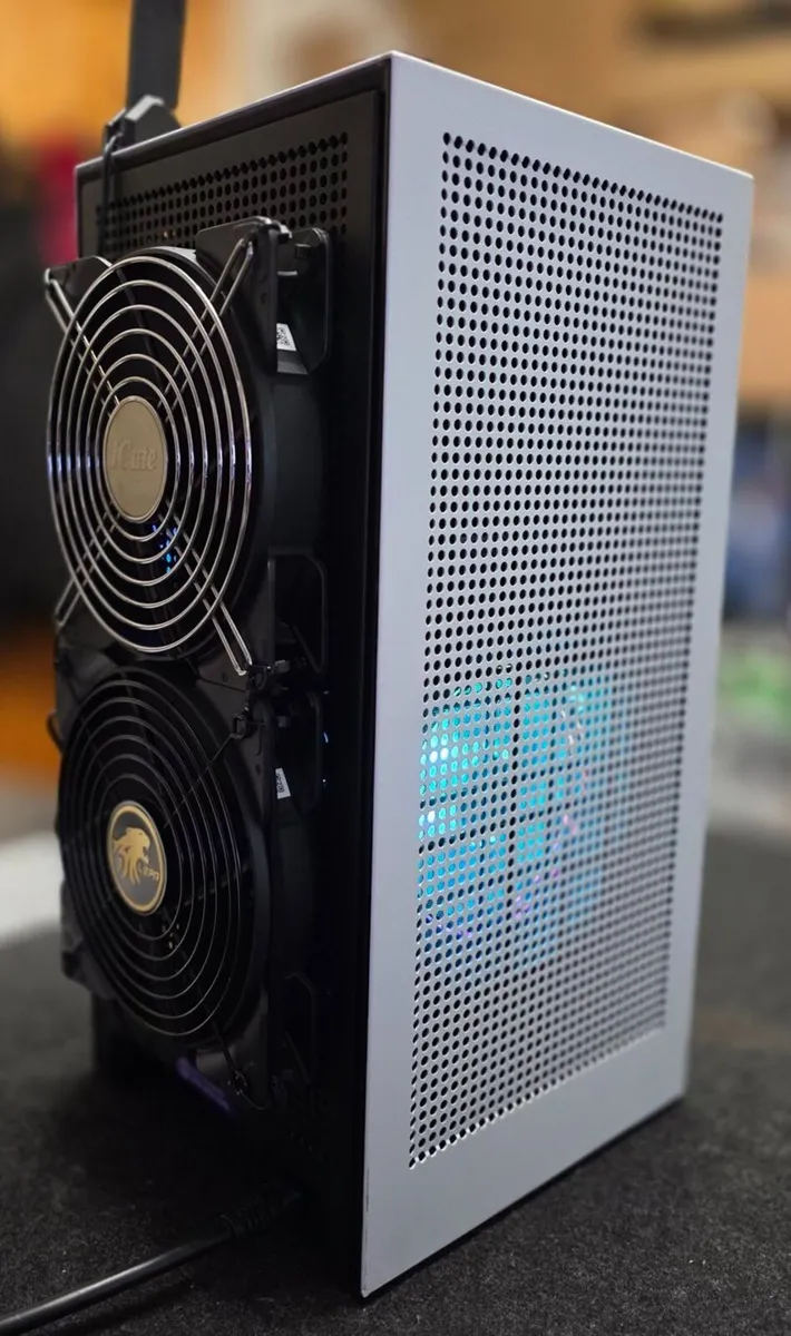 Pitbull Mini Ryzen 5 RTX 2070 Super Gaming PC - Image 3