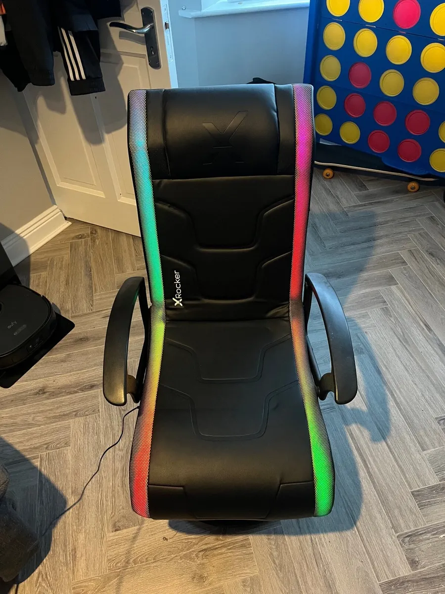 Gaming chair - Image 1