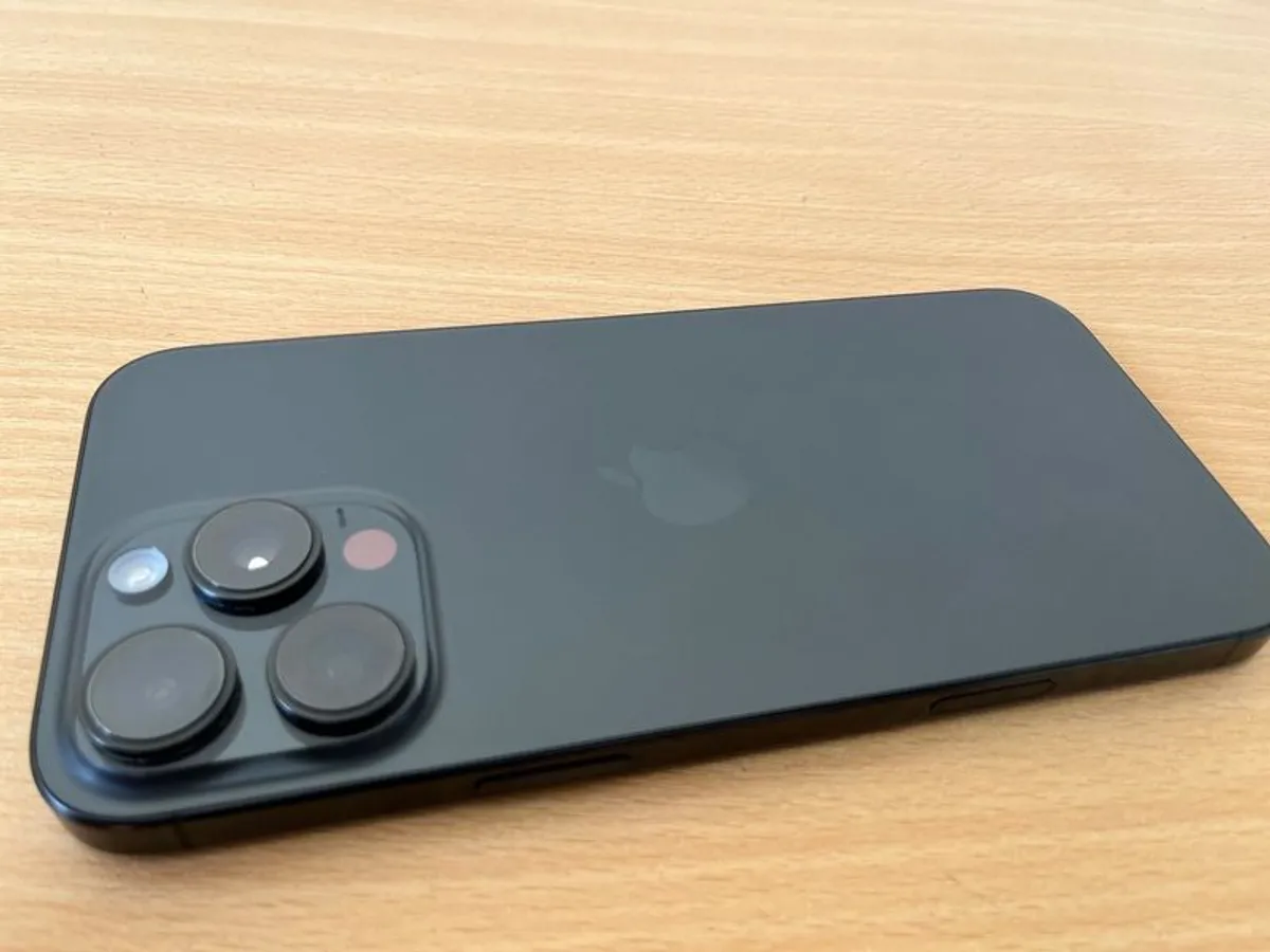 Iphone 16 pro max - Image 3