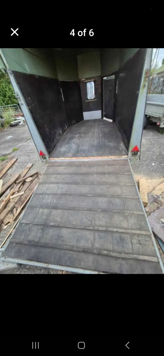 Horse box - Image 4