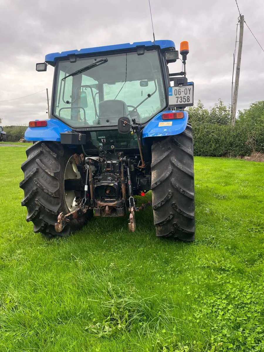 New Holland TL100A - Image 4