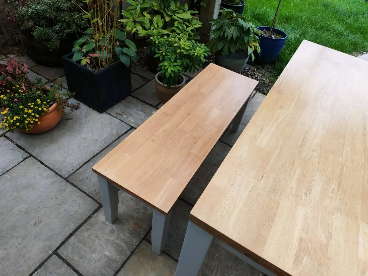 Kitchen dining table - Image 3