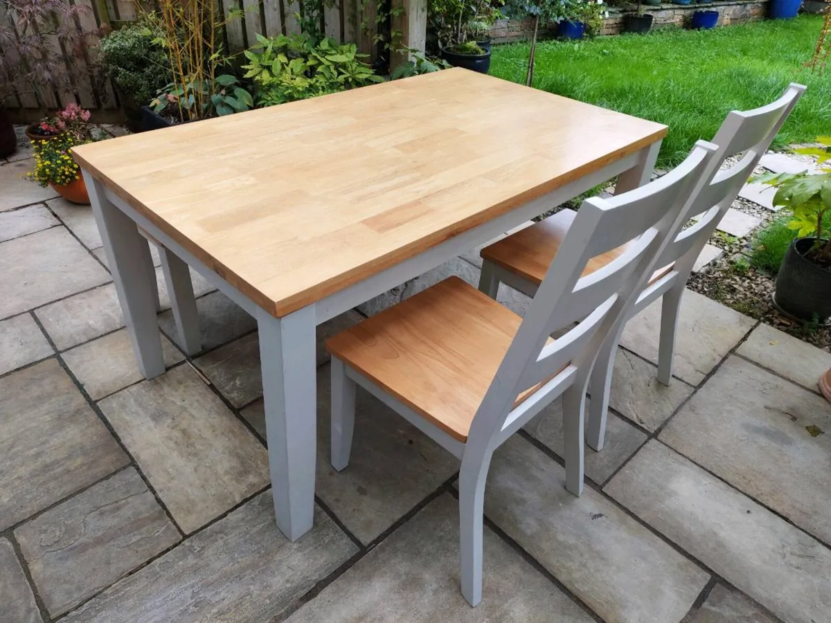 Kitchen dining table - Image 2