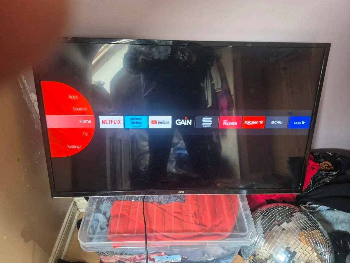 42 inch smart TV - Image 1