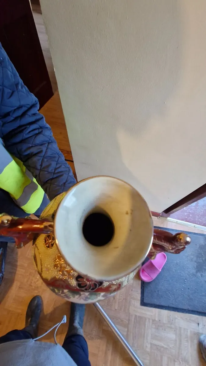Vase - Image 2