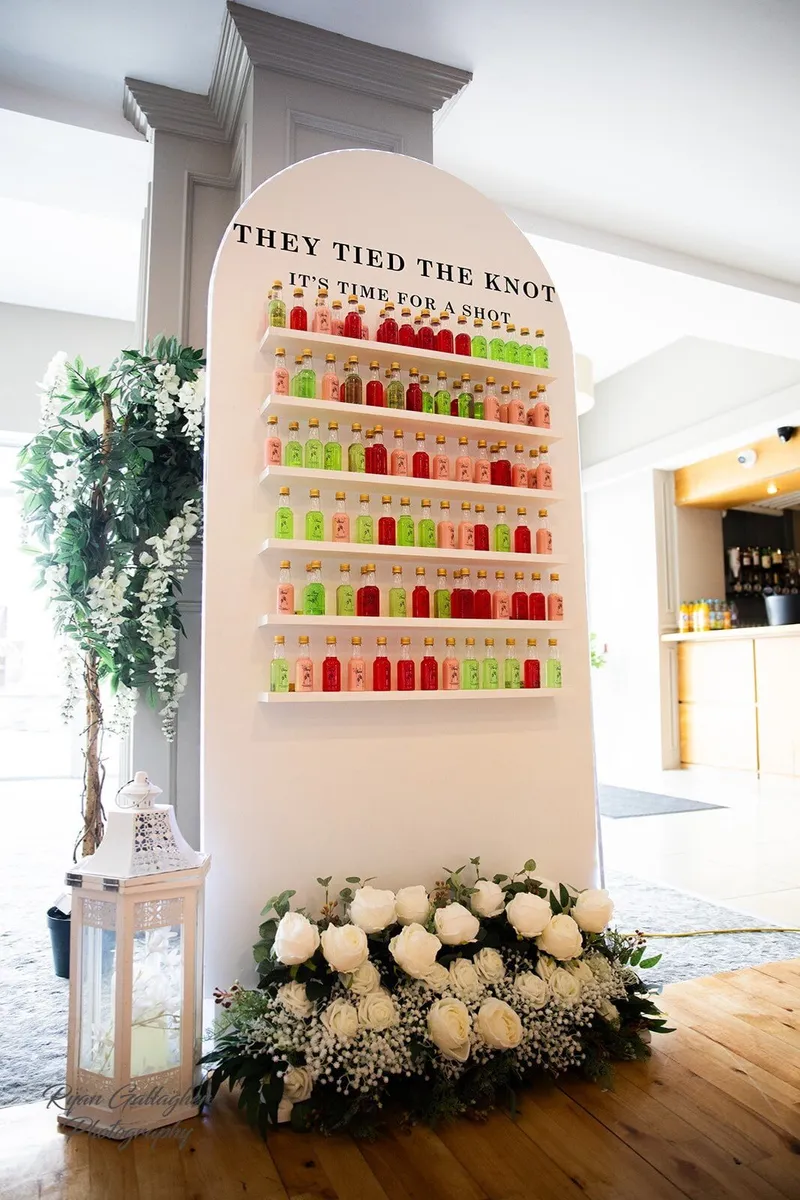 Wedding decor for sale (NEED GONE ASAP) - Image 1