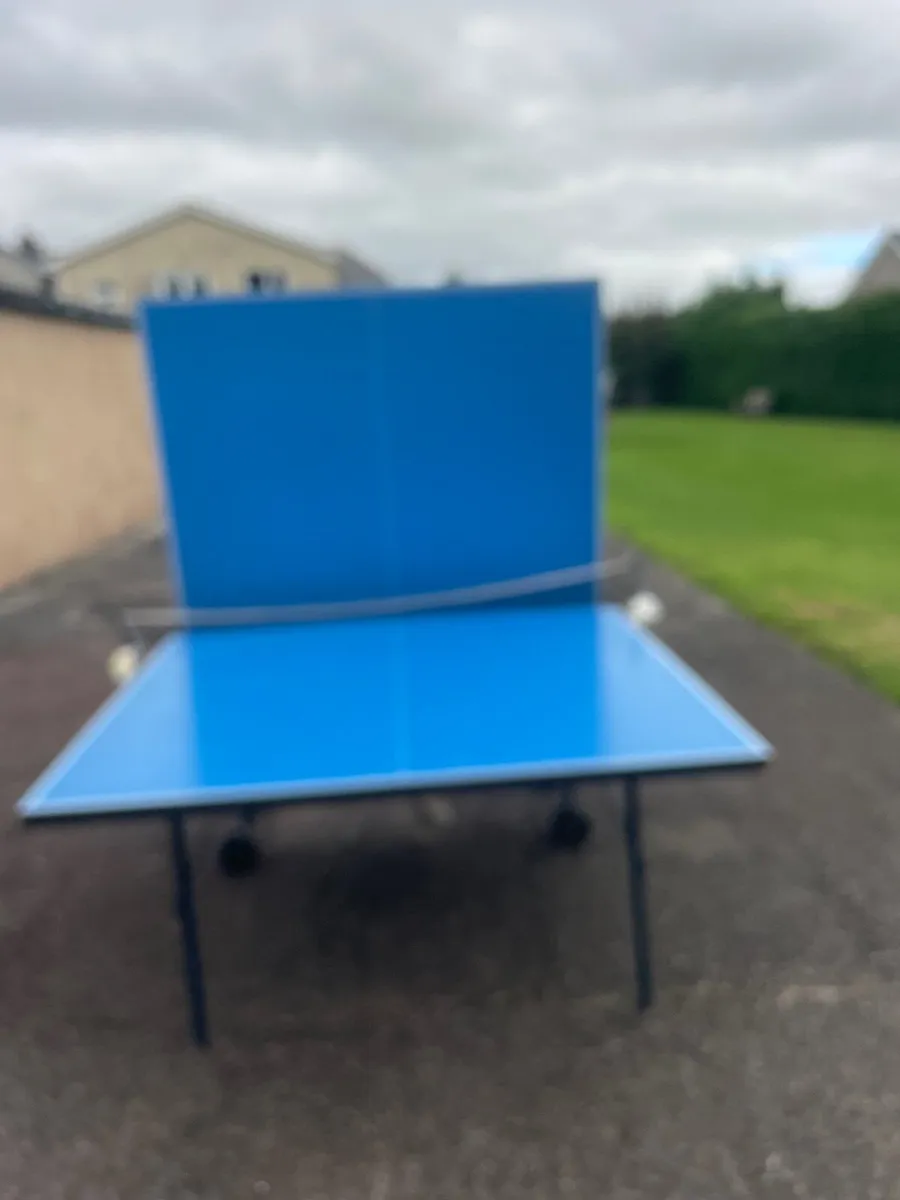 Outdoor table tennis table  Stiga with bats and ba - Image 1