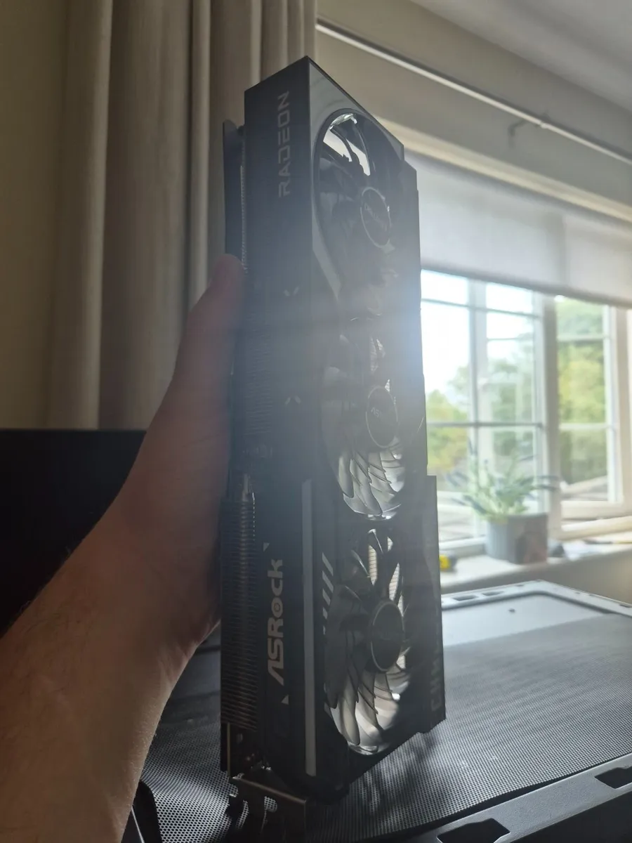AsRock RX 9070 XT 16gb Graphics Card - Image 3