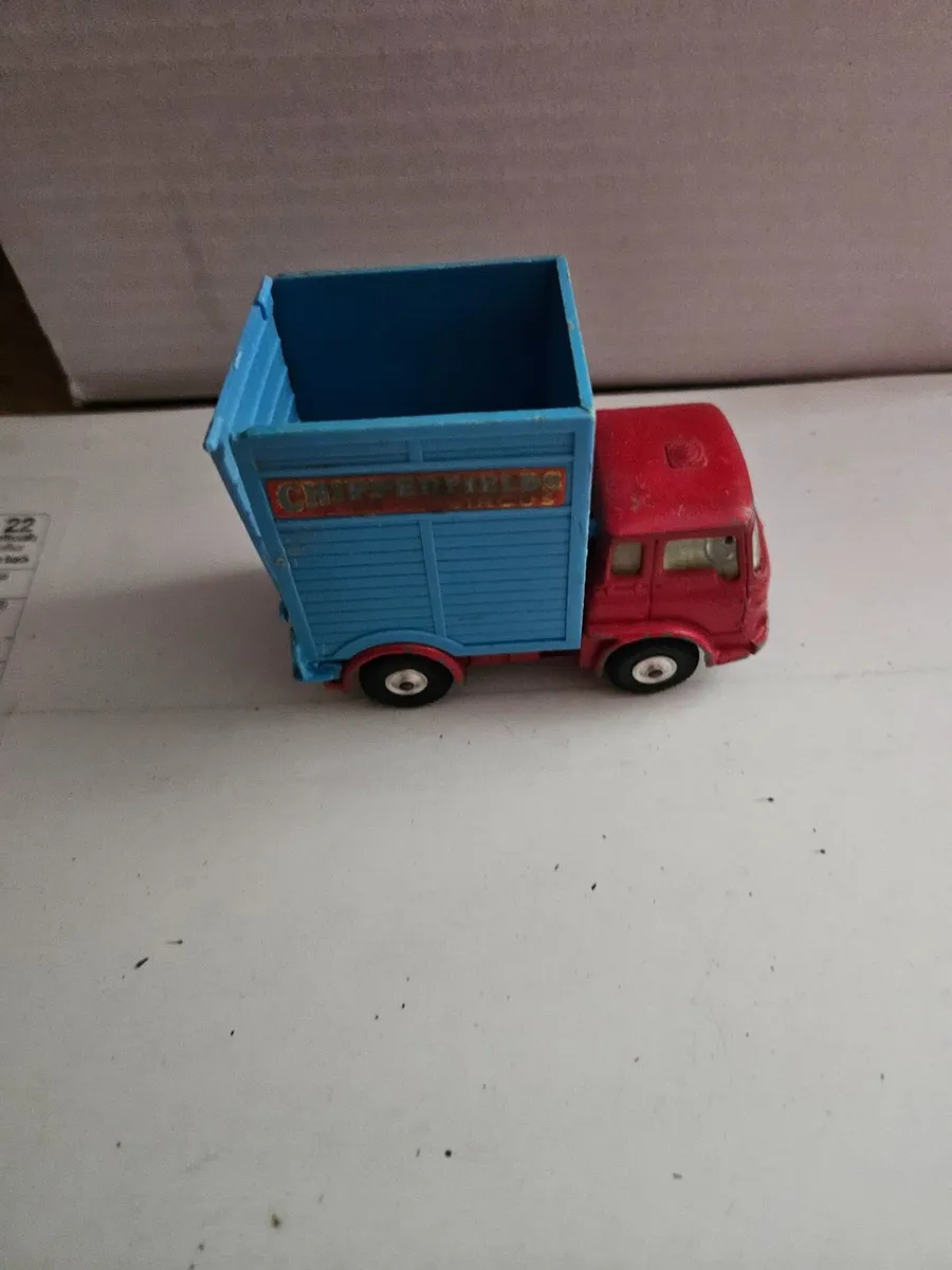Corgi Chipperfields Circus Giraffe Truck - Image 4