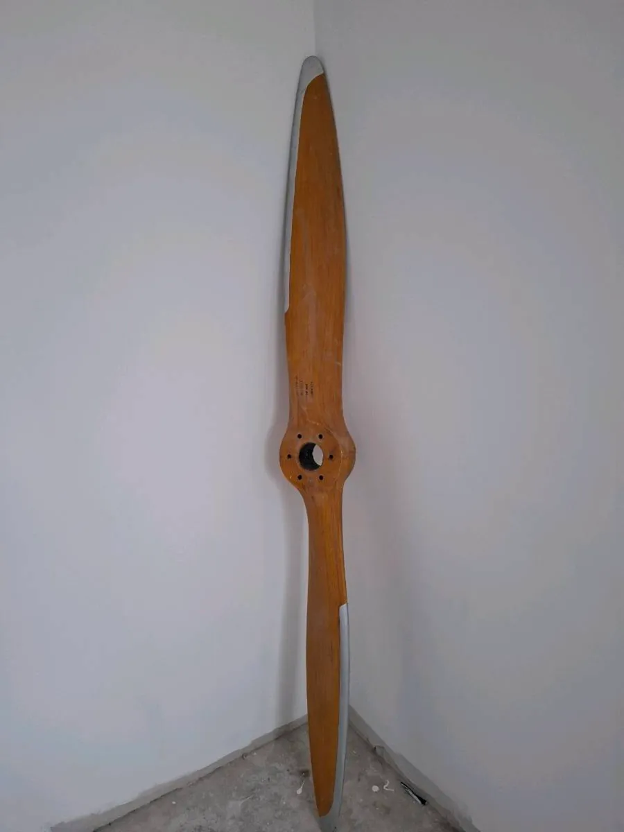 Wooden propeller - Image 1