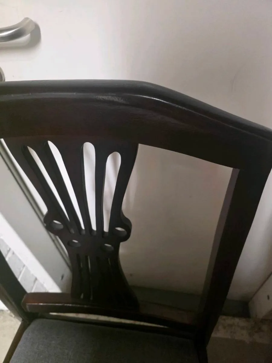 4 solid wooden dining chairs - Image 4