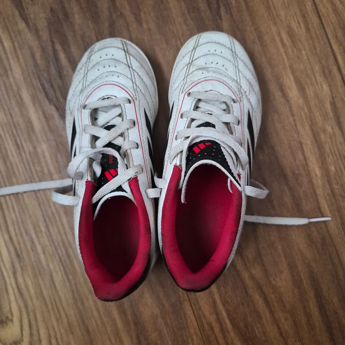 Kids football boots - Image 2