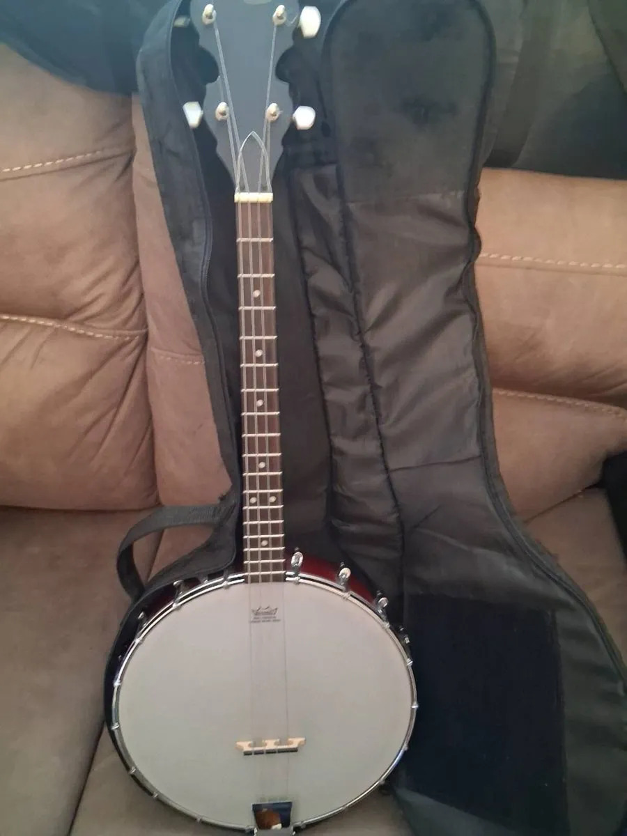 Banjo - Image 1