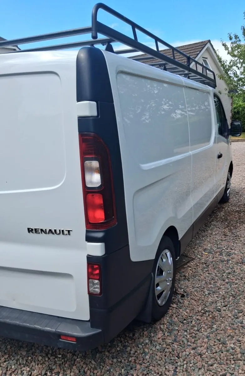 Renault Trafic 2016 - Image 3