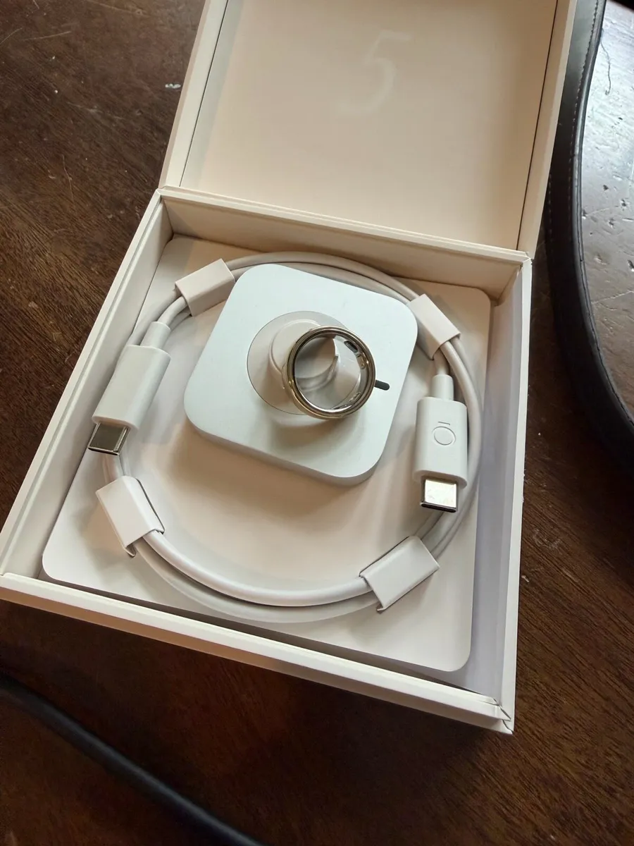 Oura 5 ring size 7 BRAND NEW - Image 1