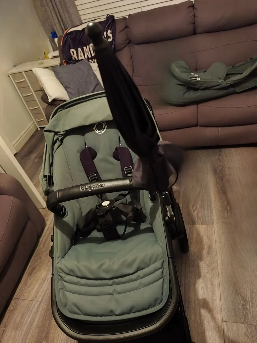 Bugaboo Fox 5 in Forest Green - Image 3
