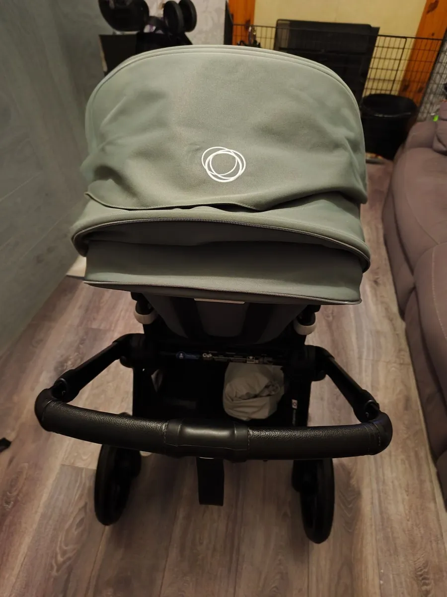 Bugaboo Fox 5 in Forest Green - Image 4