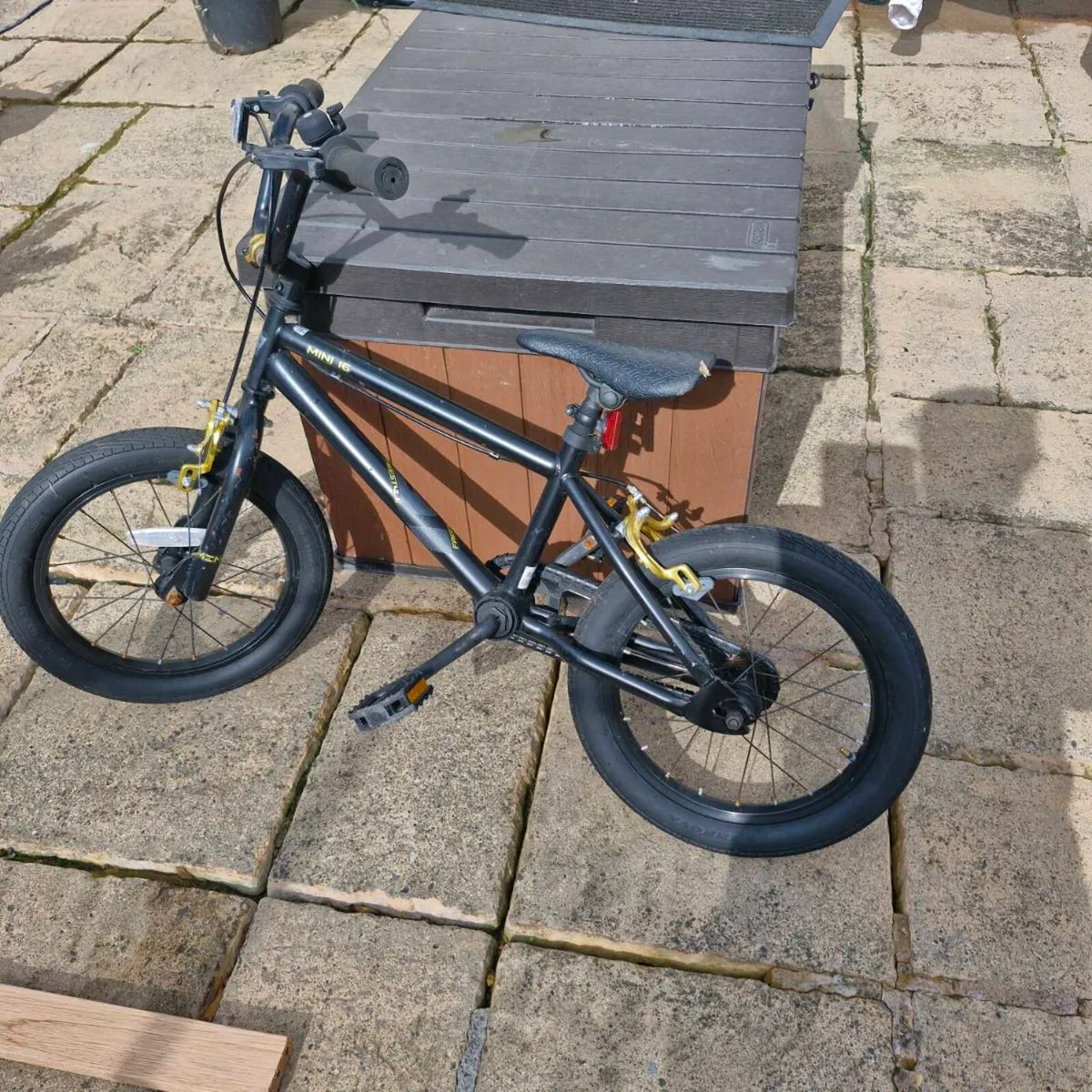 16in kids bike - Image 1