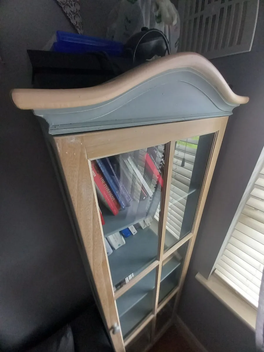 Shelving units x 2 - Image 2