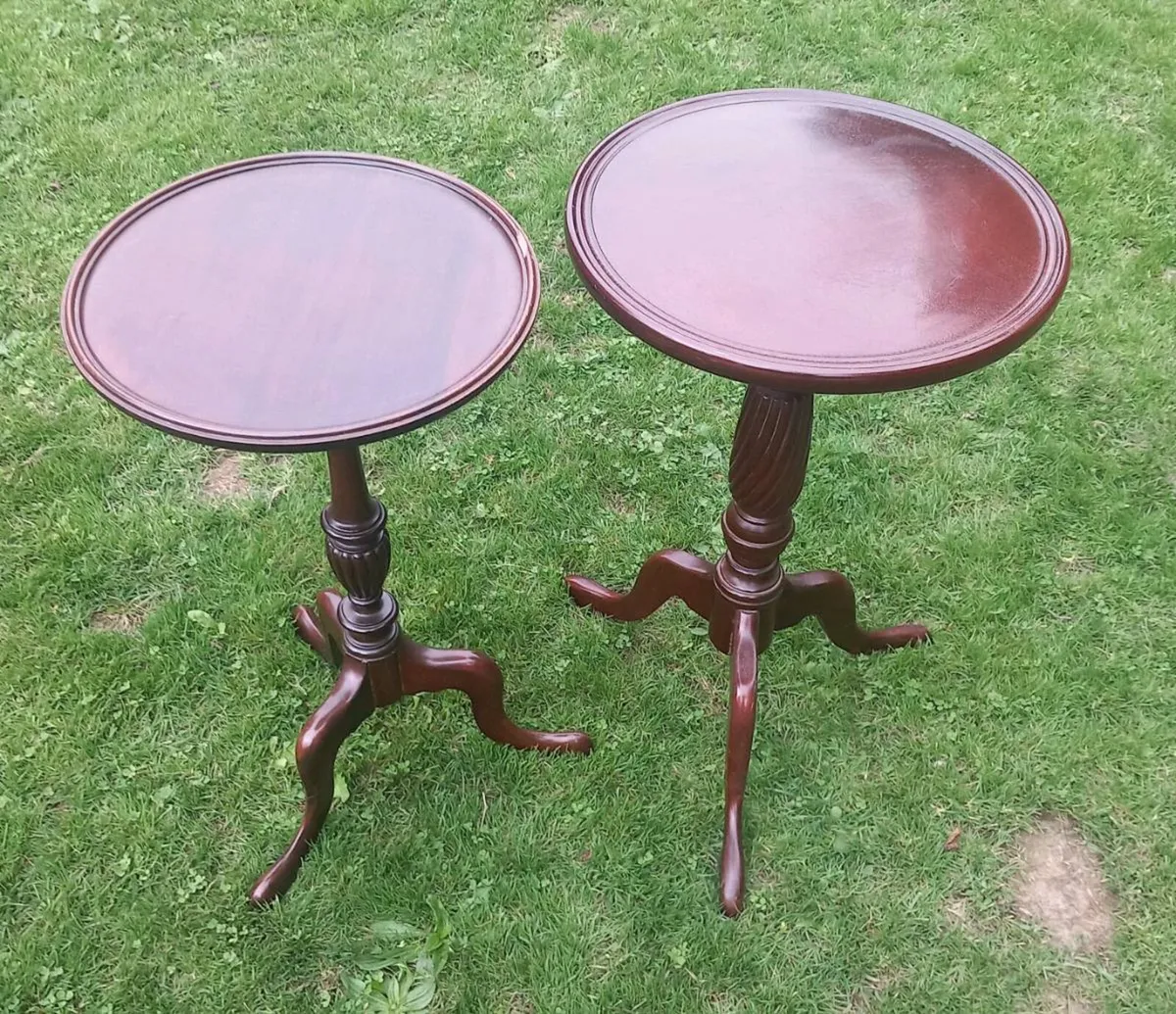 Antique wine or pedestal tables, D18 - Image 2