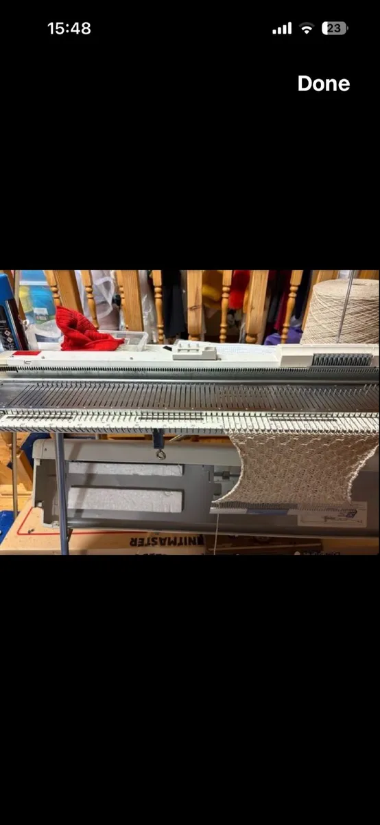Knitting Machine - Image 2