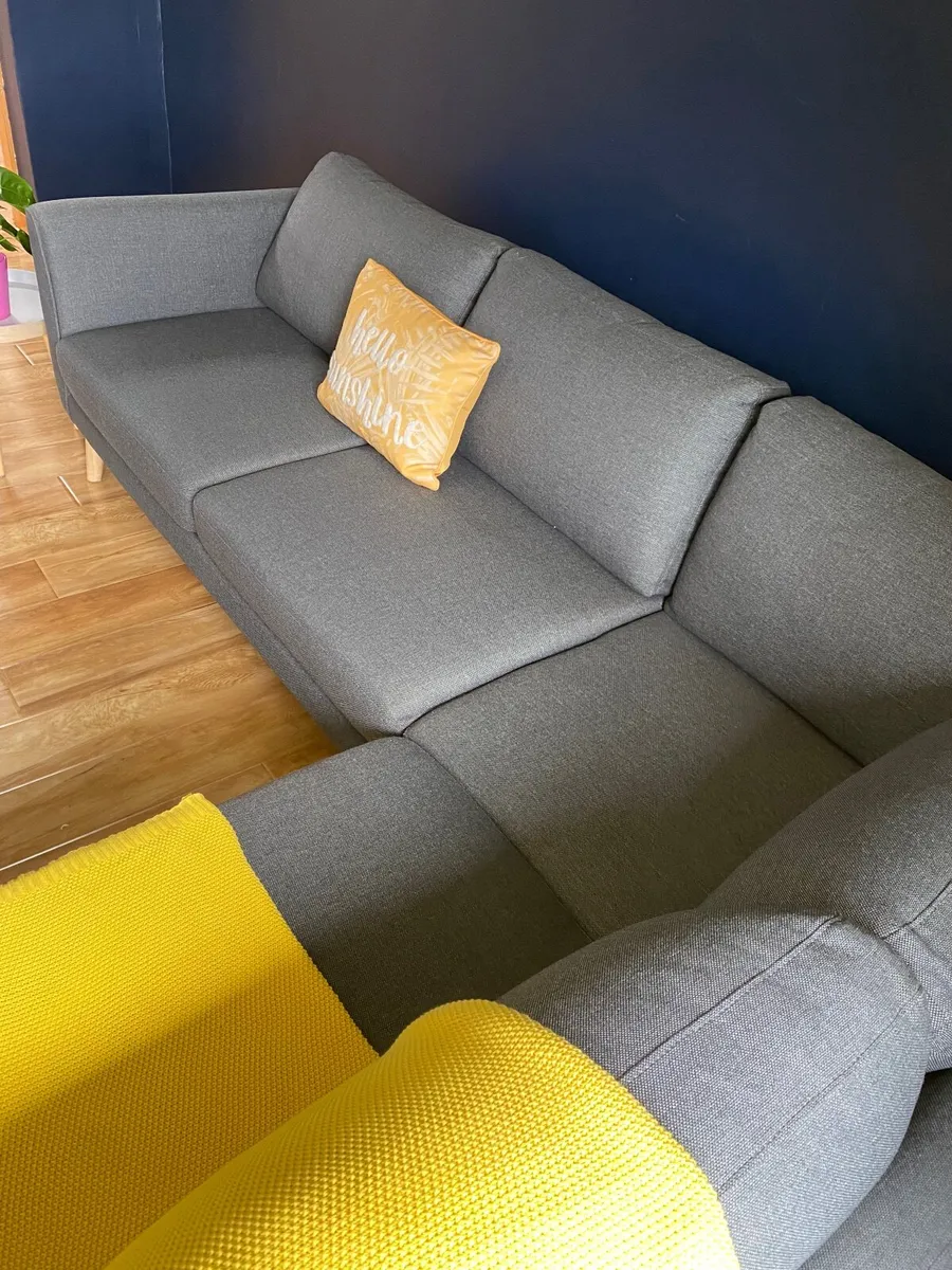 Grey corner sofa with chaise - €400 - Image 4