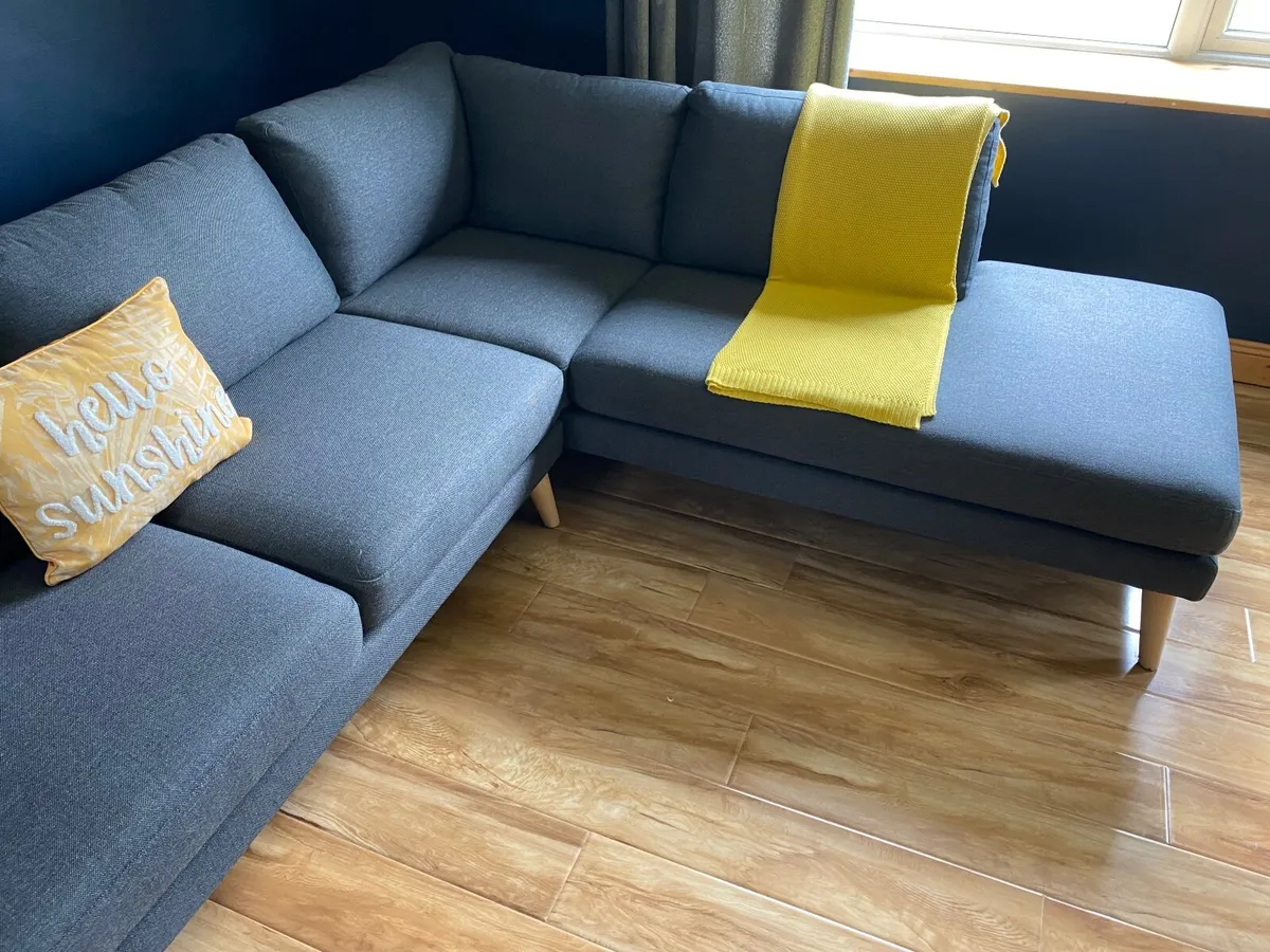 Grey corner sofa with chaise - €400 - Image 3