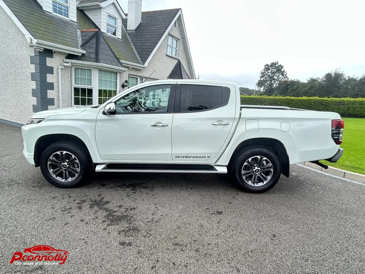 2021 Mitsubishi L200 Barbarian X Auto Di-D - Image 2
