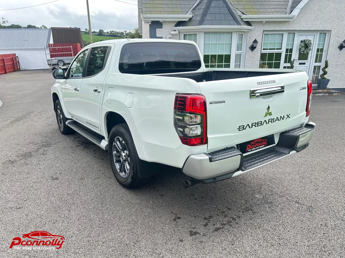 2021 Mitsubishi L200 Barbarian X Auto Di-D - Image 3