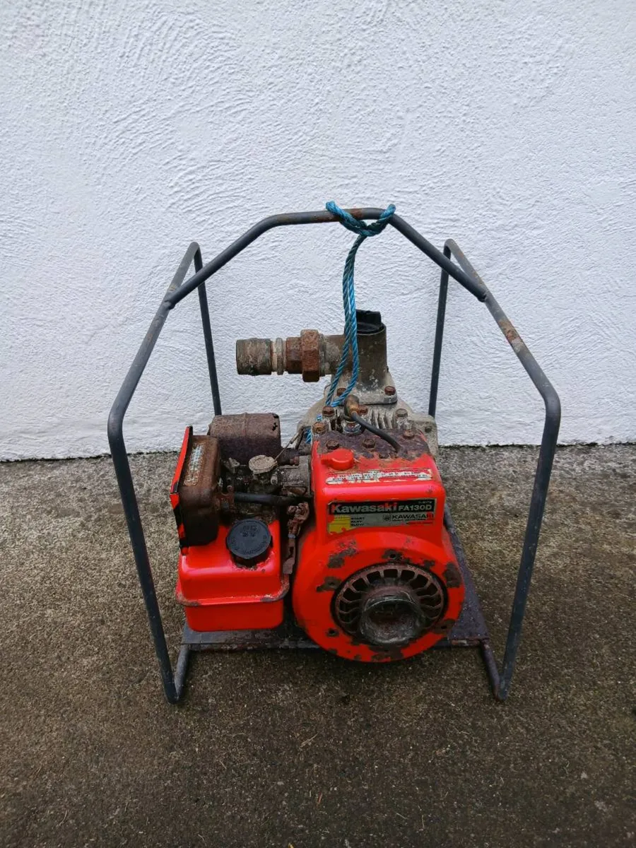 Kawasaki Petrol Water pump - Image 1