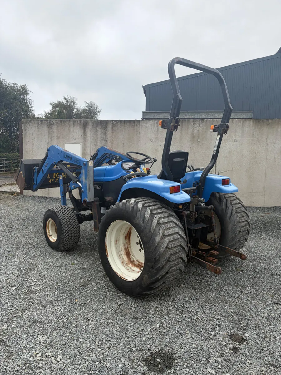 New Holland TC27D - Image 3