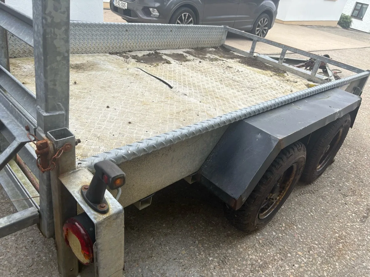 Plant trailer - Image 1