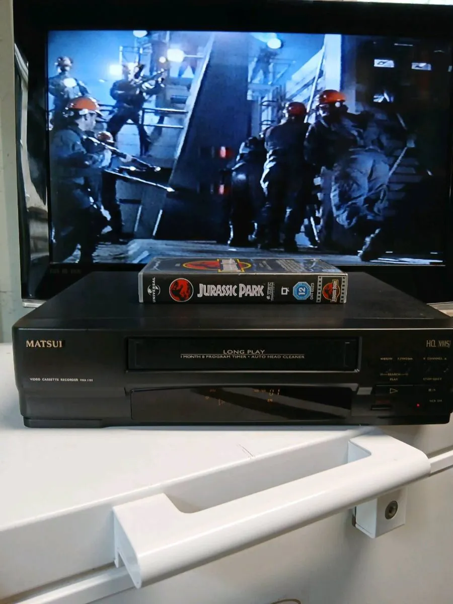 Matsui vhs player - Image 3