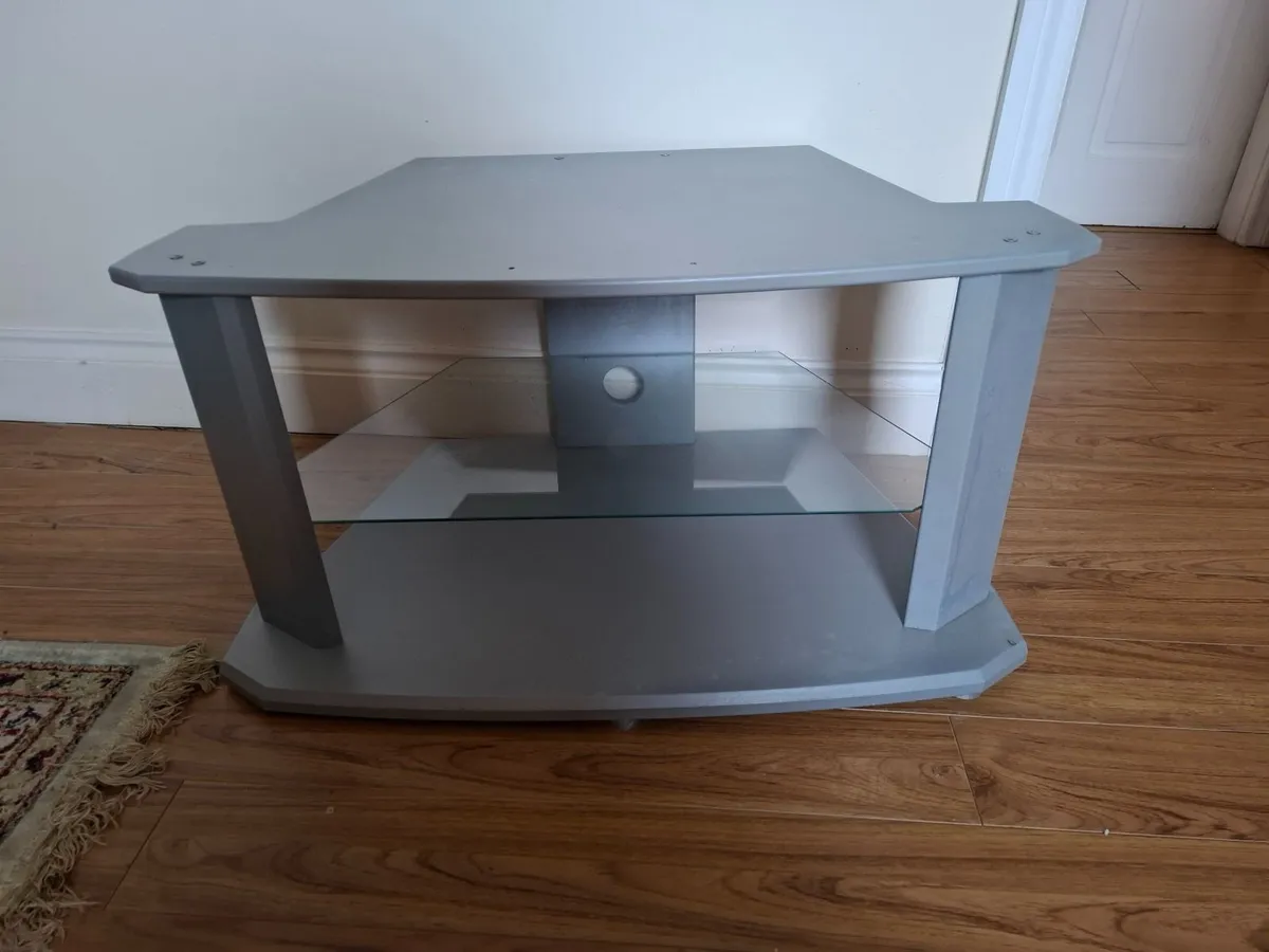 Tv unit