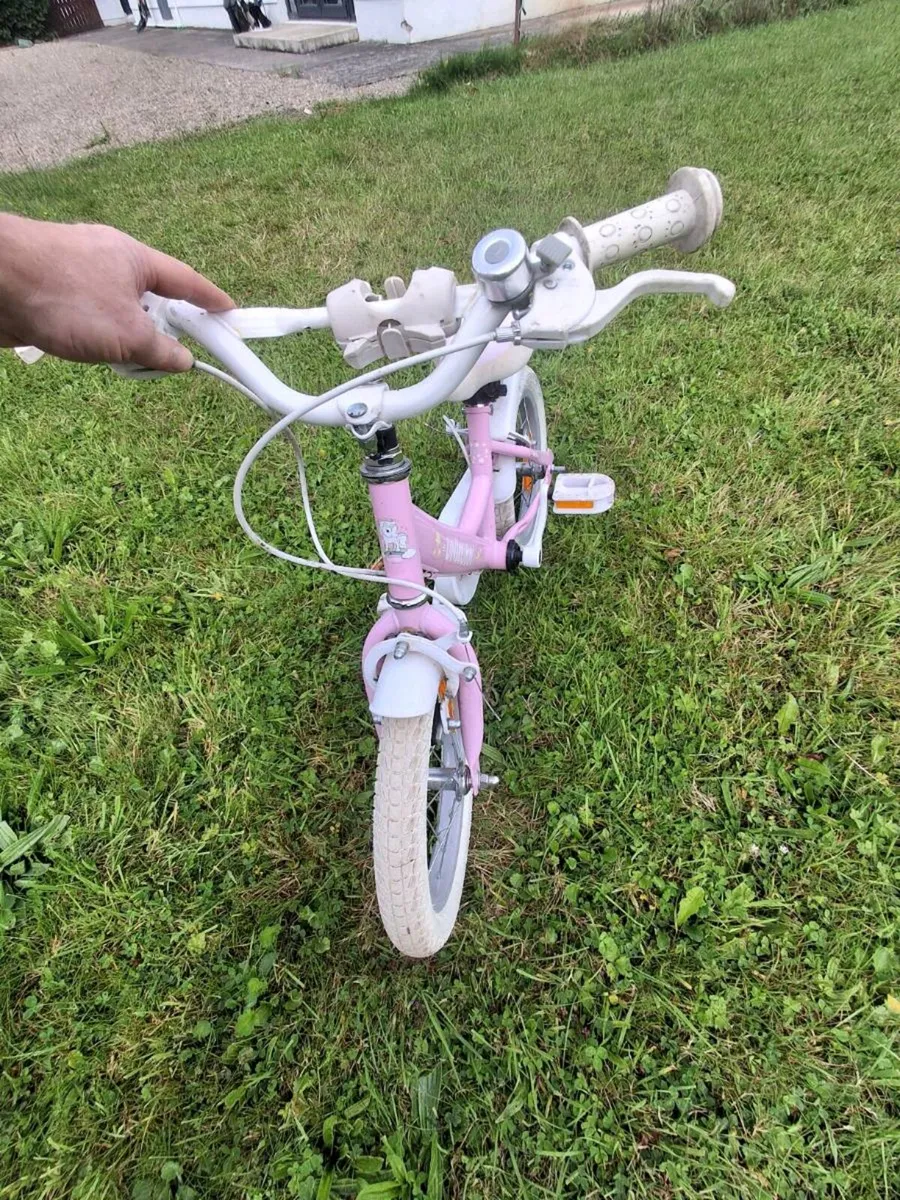 Unicorn girls bike - Image 2