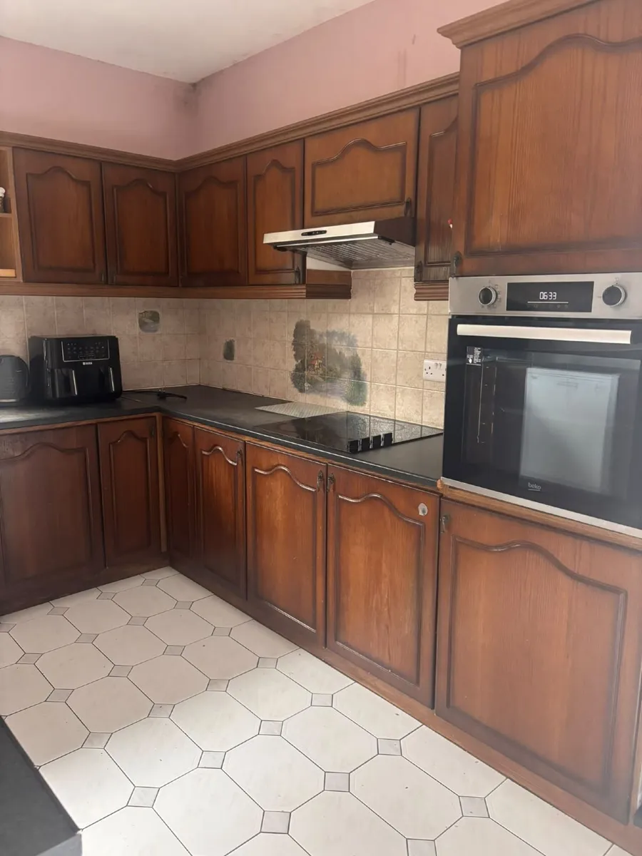 Kitchen - Image 1