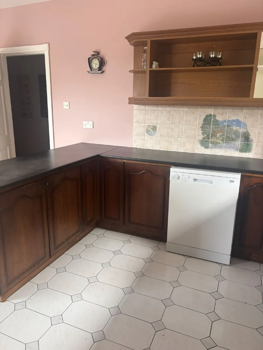 Kitchen - Image 2