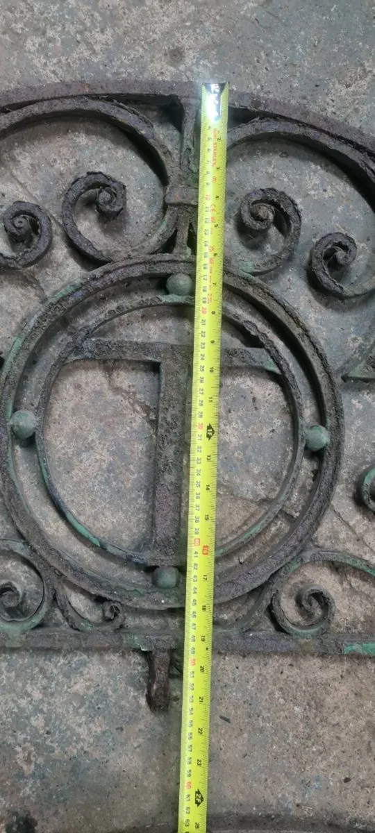 Ornate wrought iron - Image 2