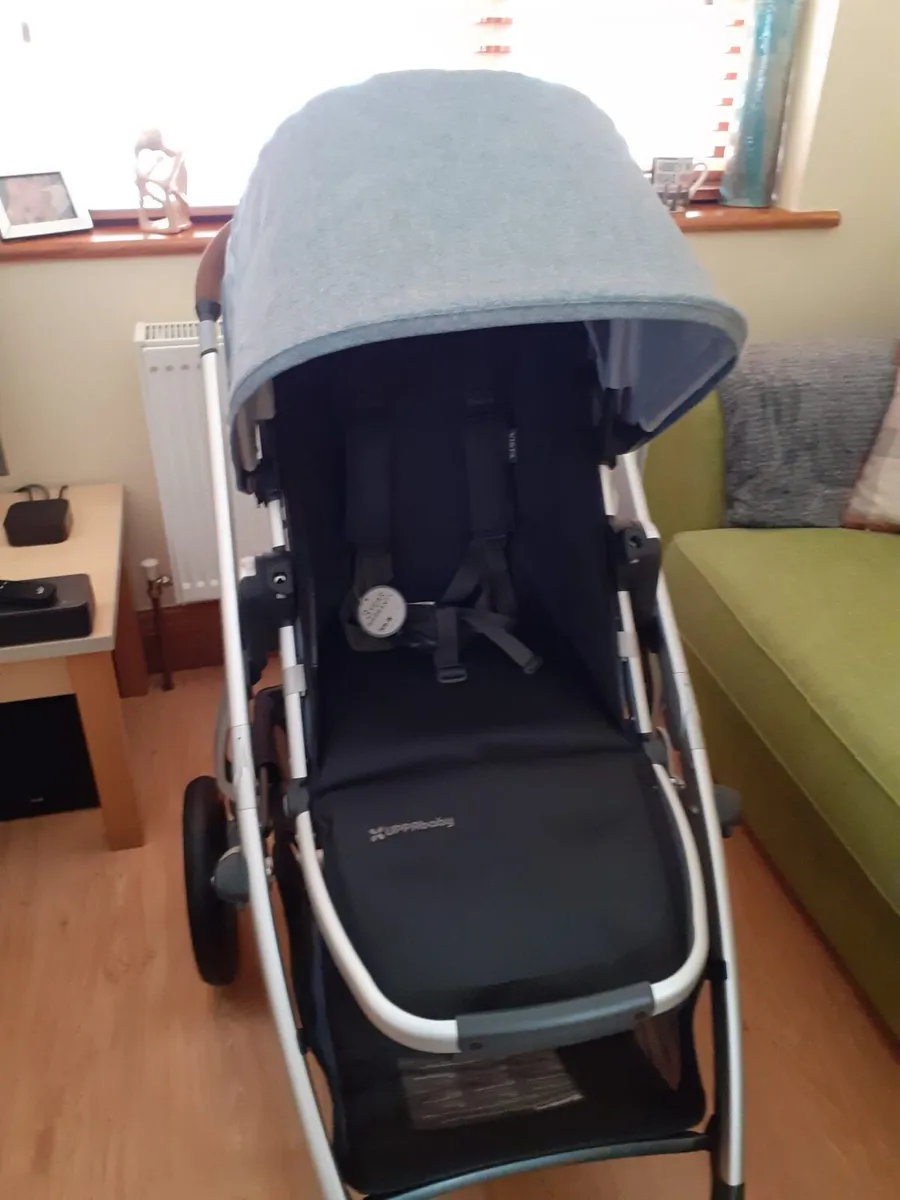 Vista uppa baby travel system - Image 4