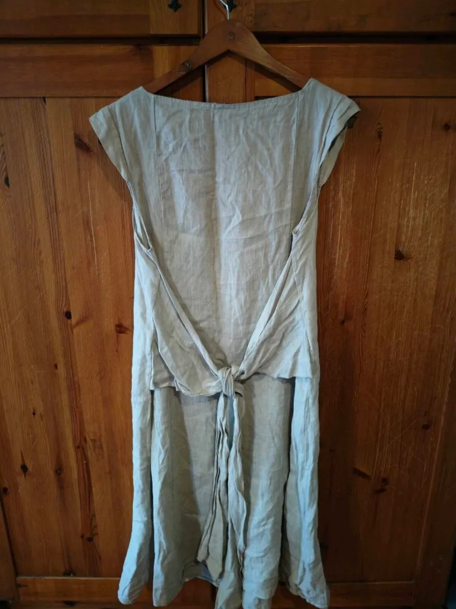 beige Piazza Del Tempio pure linen Dress, boutique - Image 2