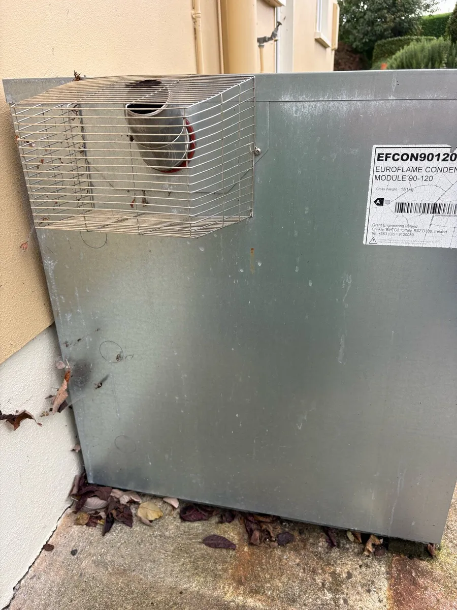 Grant EuroFlame Condensing Oil Boiler - 2 years ol - Image 3