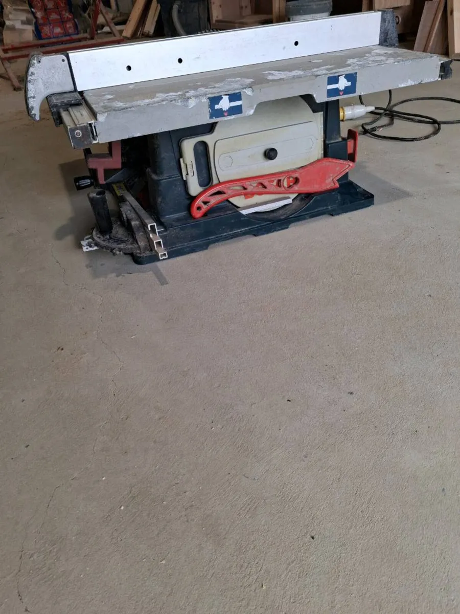 Table saw - Image 3