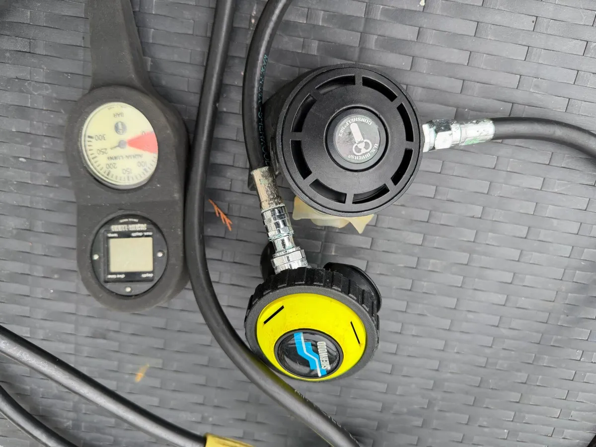 Scuba regulator - Image 1