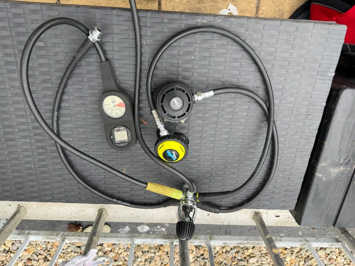 Scuba regulator - Image 2